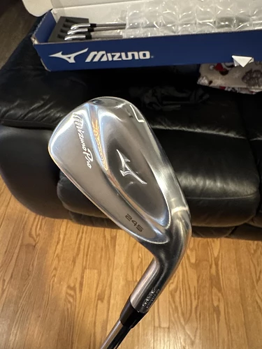 mizuno-245-v0-335tcr4ig15e1